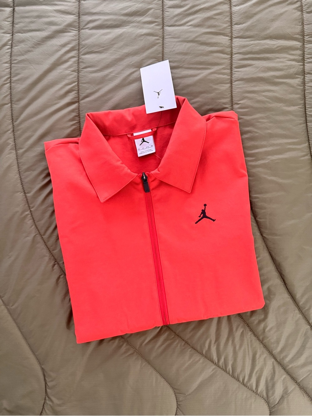 Jordan ⛳️ Men’s Coral-Red Lightweight Zip Shirt Jacket